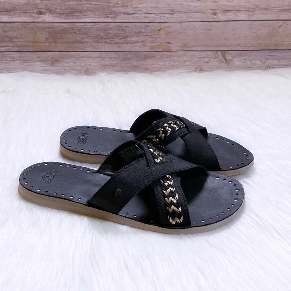 UGG Women’s Lexia Crisscross Strap Flat Sandals - Picture 2 of 7